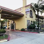 Dynasty Suites Hotel