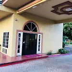 Dynasty Suites Hotel